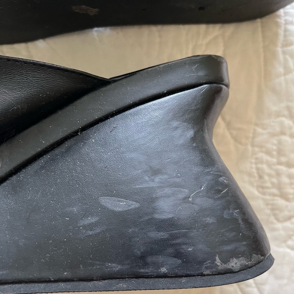 Harley-Davidson Platform Sandals. Black with Metal Accents. Size US 8/EU 39 - Picture 7 of 11